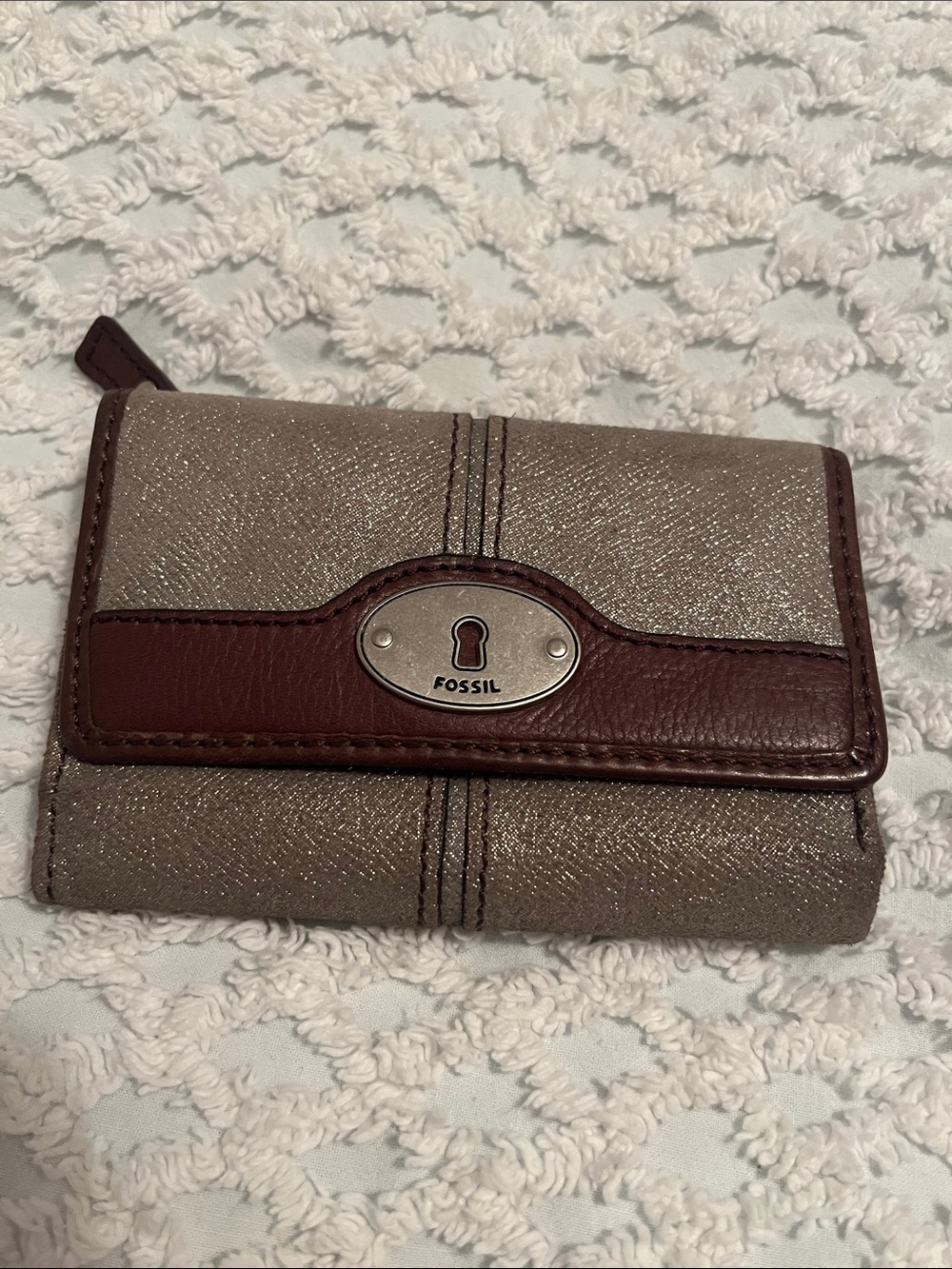 Fossil Shimmering Champagne and Brown Leather Trifold Wallet